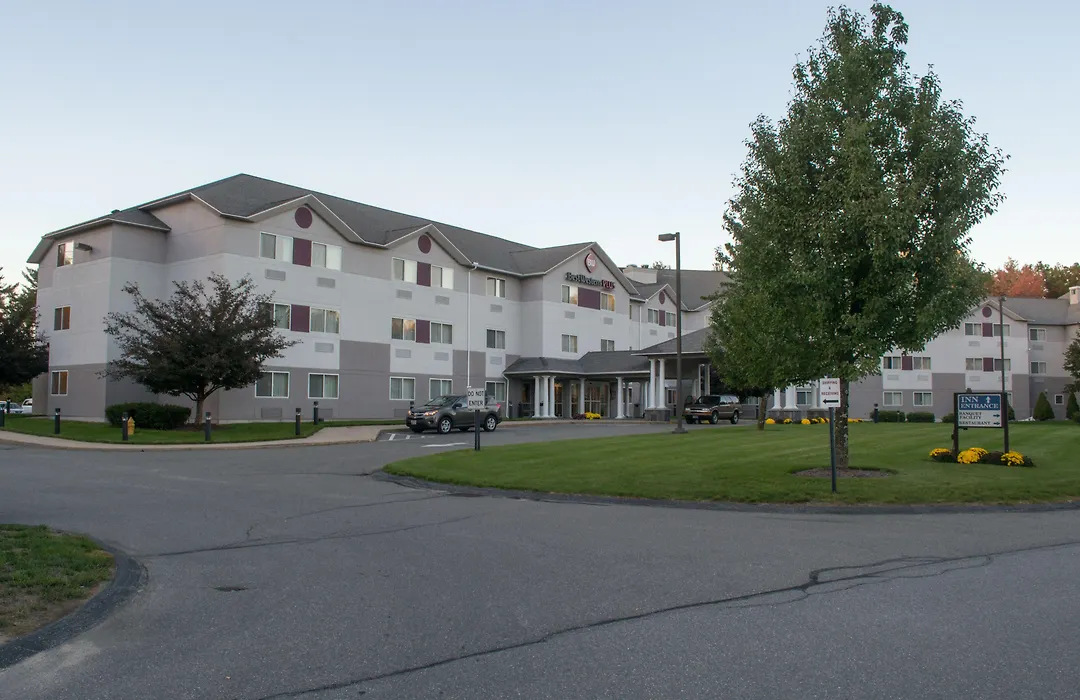 Best Western Plus Executive Court Inn & Conference Center-1