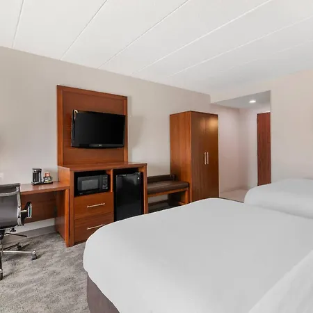 Comfort Inn Manchester Airport-3